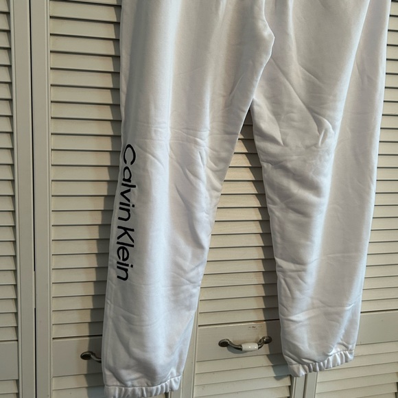 Calvin Klein Men’s White Sweatpants NWT 2XL - Picture 6 of 7